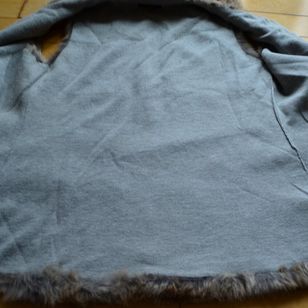 LaRok Luxe Rabbit Fur Sweater Vest Fits S / M - Picture 13 of 16